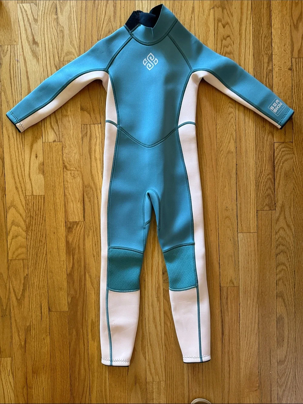 SeaSkin sz 6 kids Teal and Pink Neoprene Wetsuit great condition